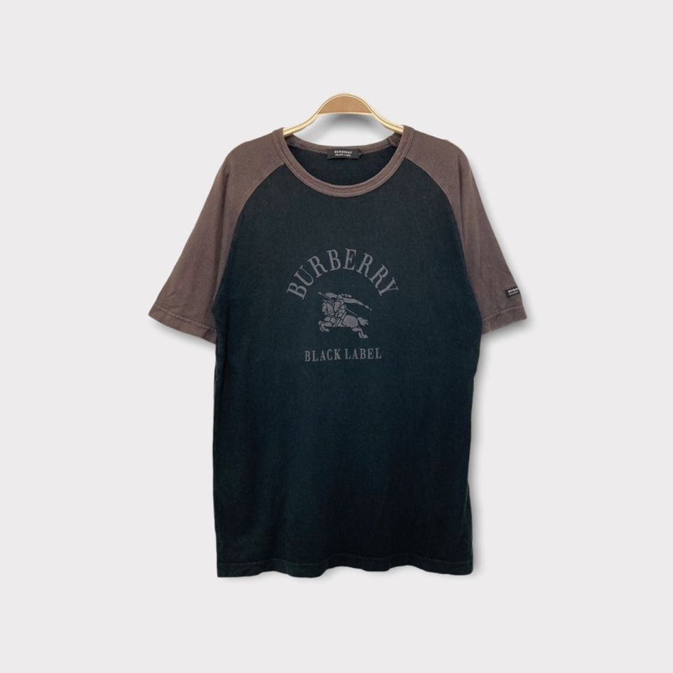 [중고] BURBERRY BLACK LABEL 버버리 블랙라벨 로고 티셔츠남성 S